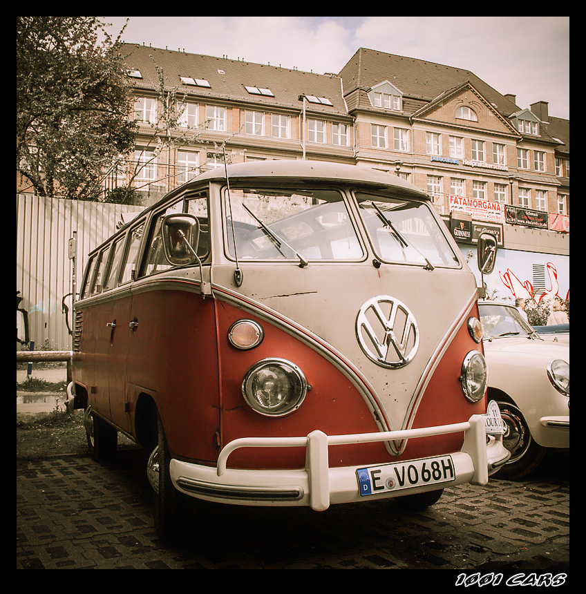 VW T1 Samba Bus - Front