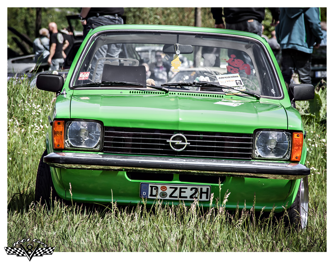 Opel Kadett C in grün